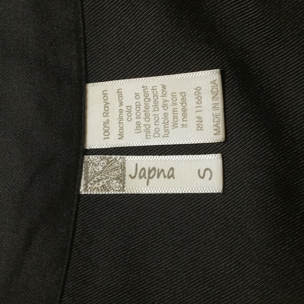 Dress - Picture 2 of 4